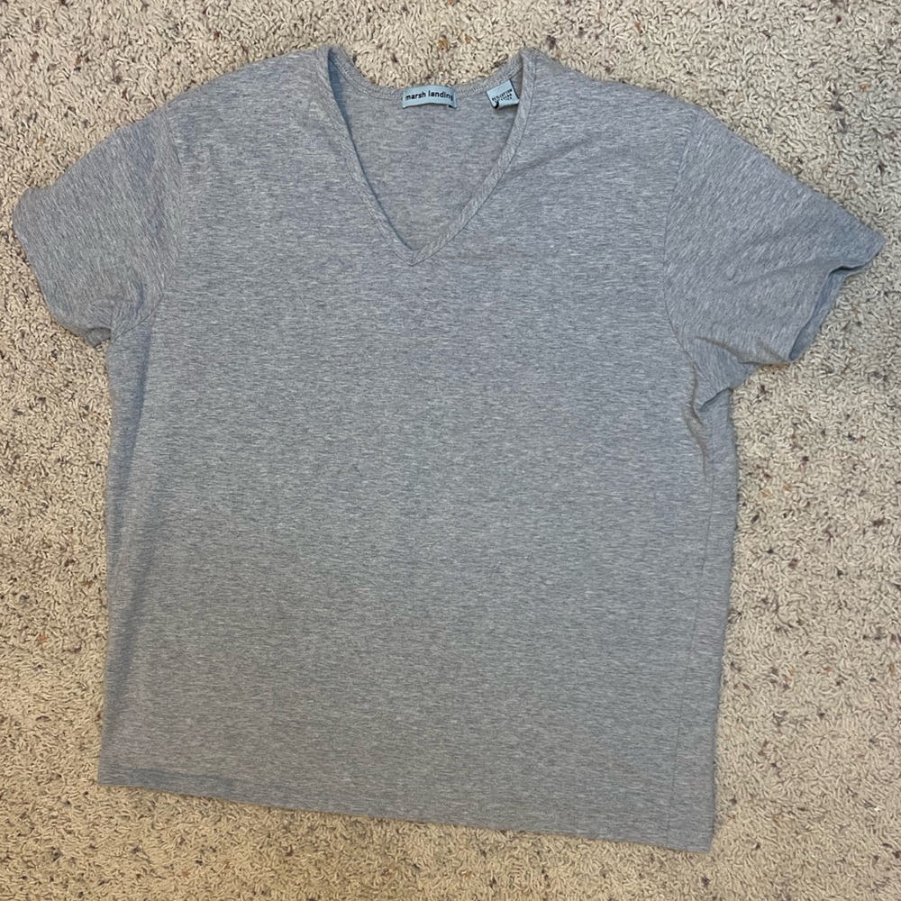 Women’s Marsh Landing Gray Fitted V-Neck T-Shirt Size L